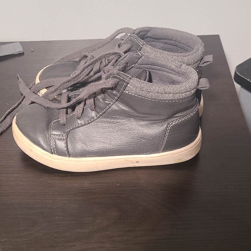 Boys size 12 grey hightops